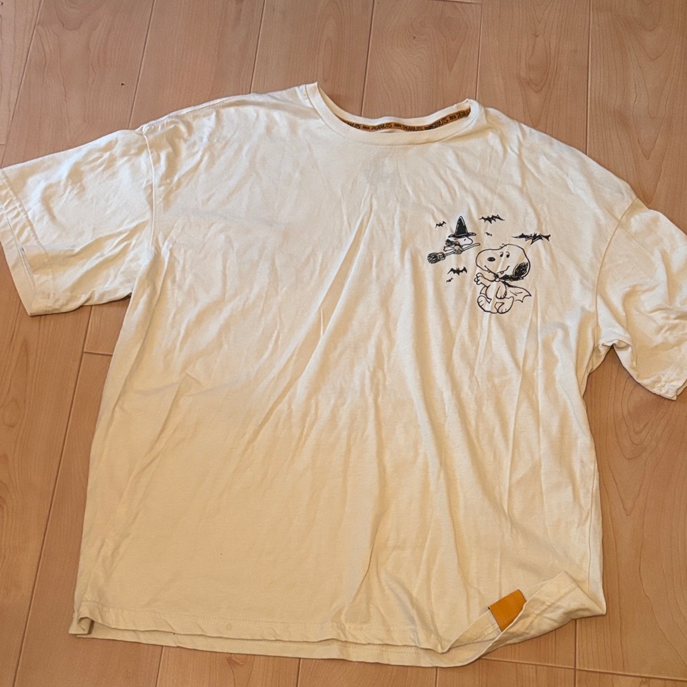 Peanuts Cream Short-Sleeve Tee Halloween